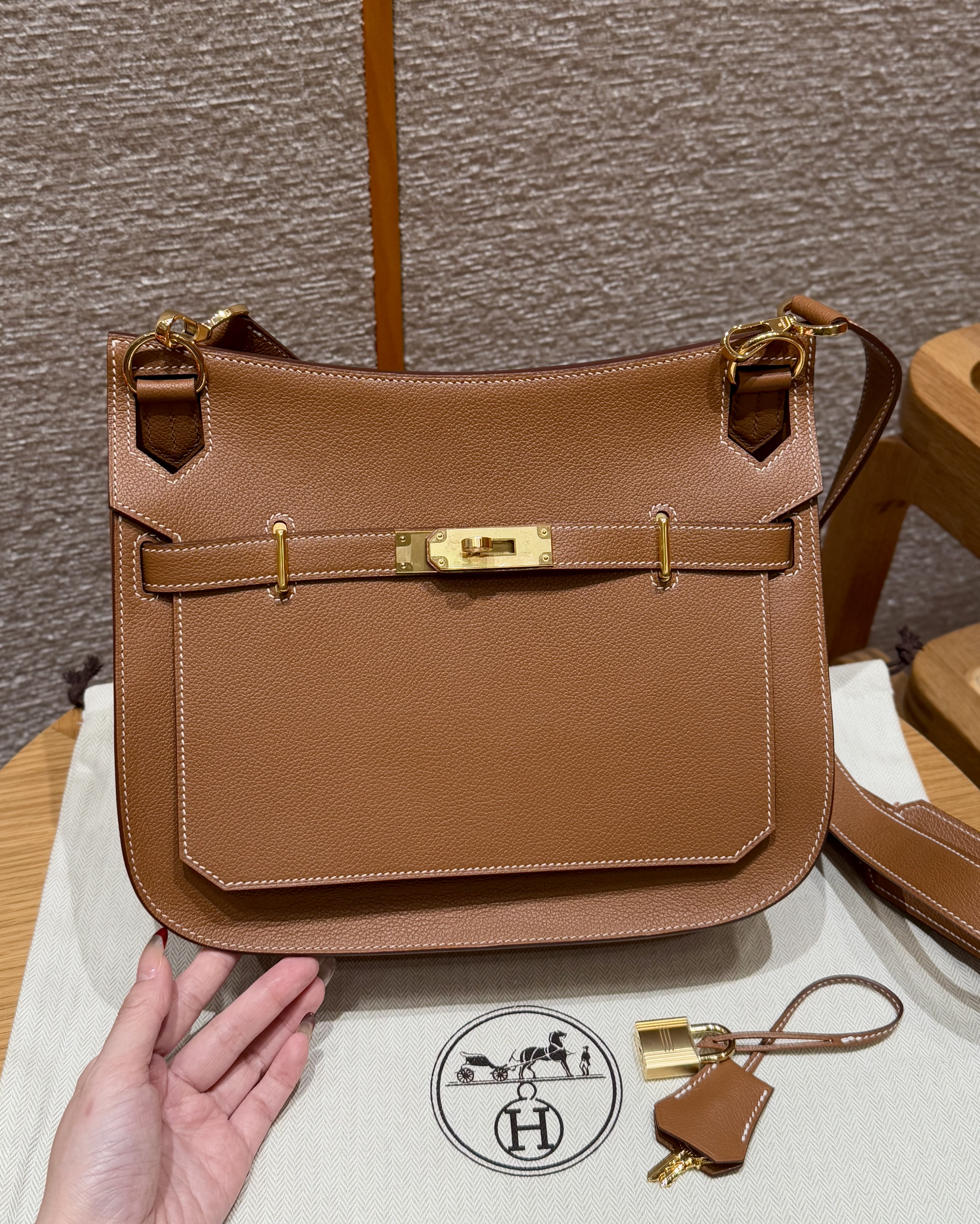 에르메스 Hermes Jypsiere 28cm evercolor 37 Gold/gold
