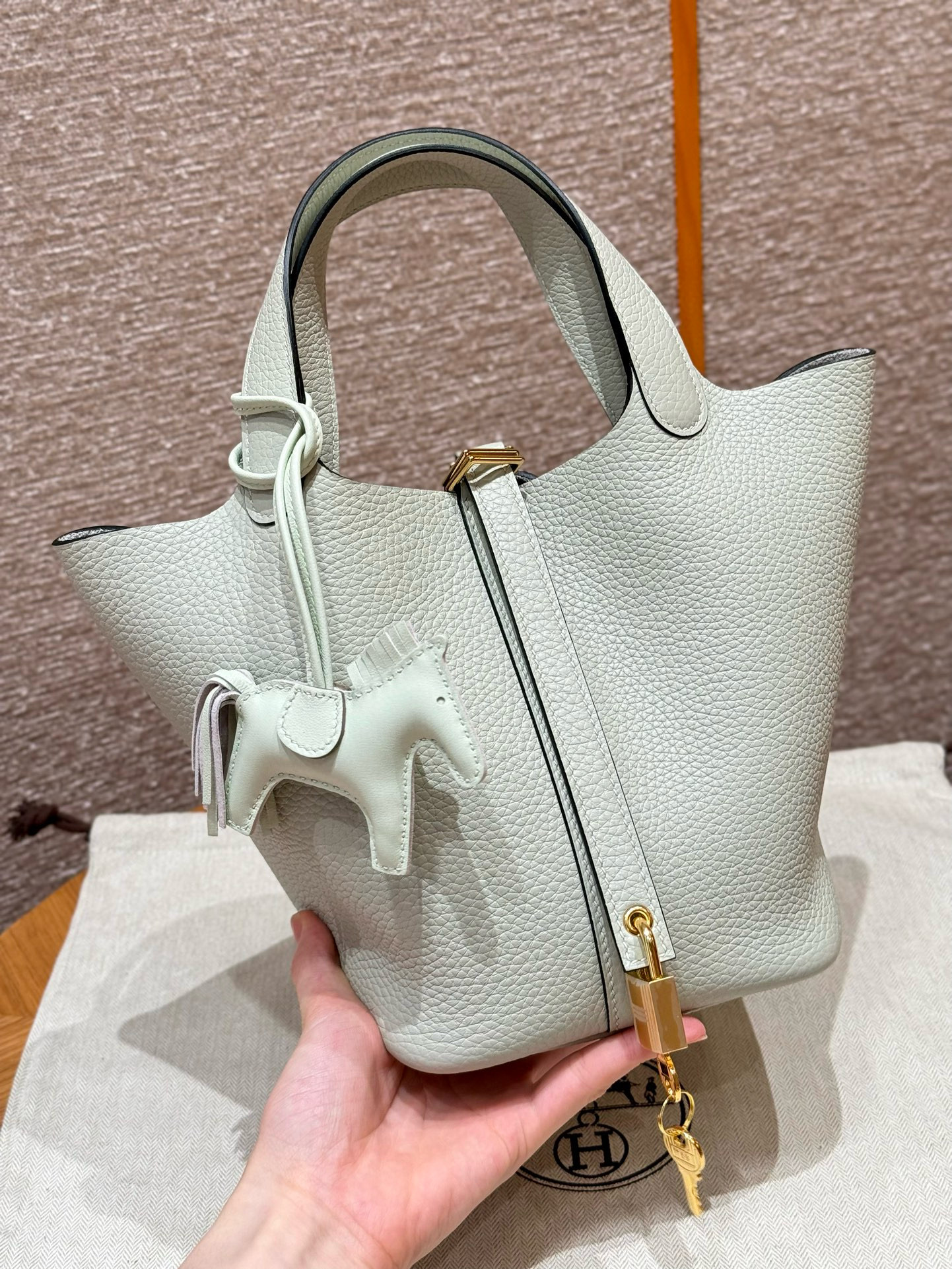 에르메스 Hermes Picotin lock 18cm clemence 0S Vert Fizz/gold