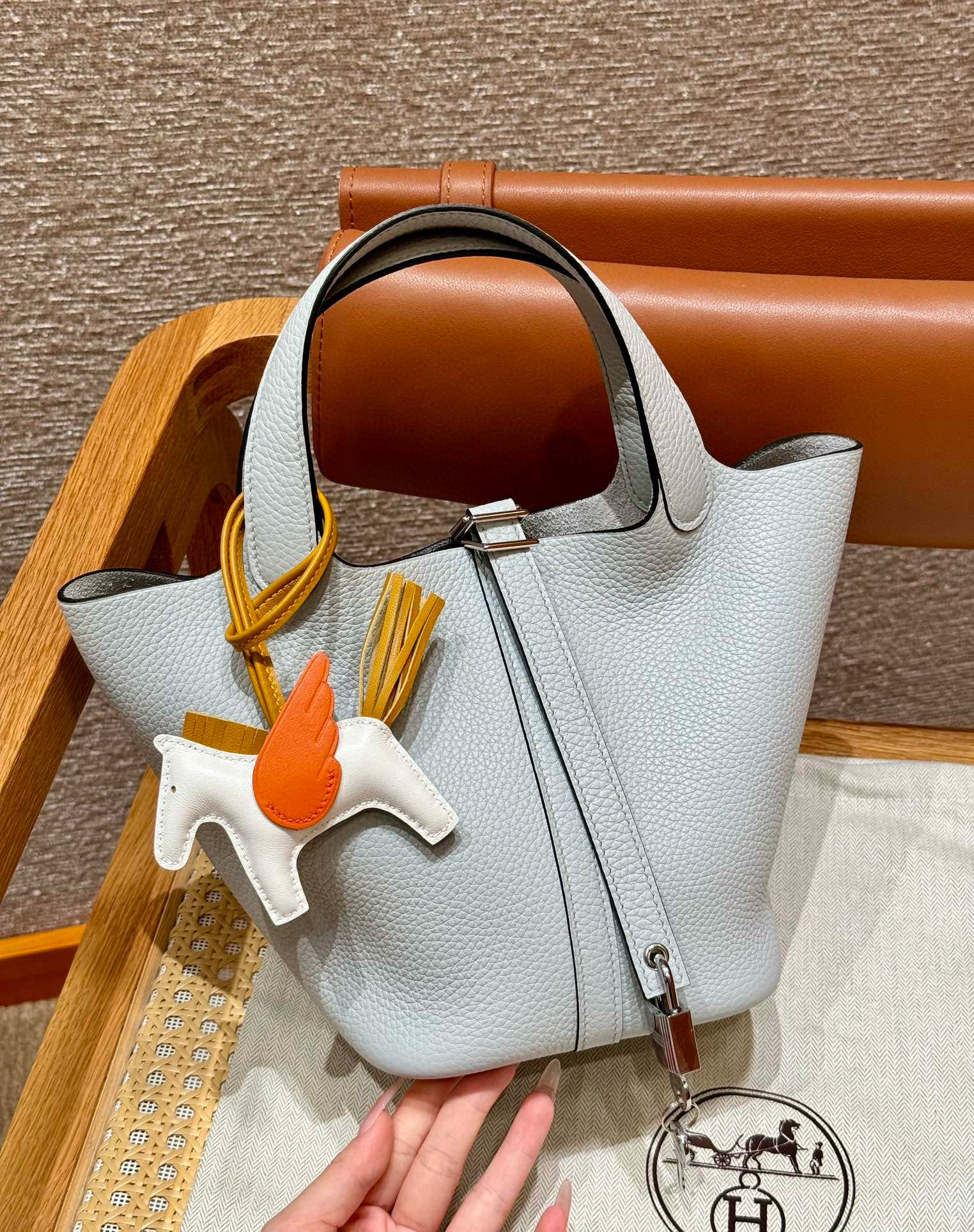 에르메스 Hermes Picotin lock 18cm clemence 08 Blue pale/silver