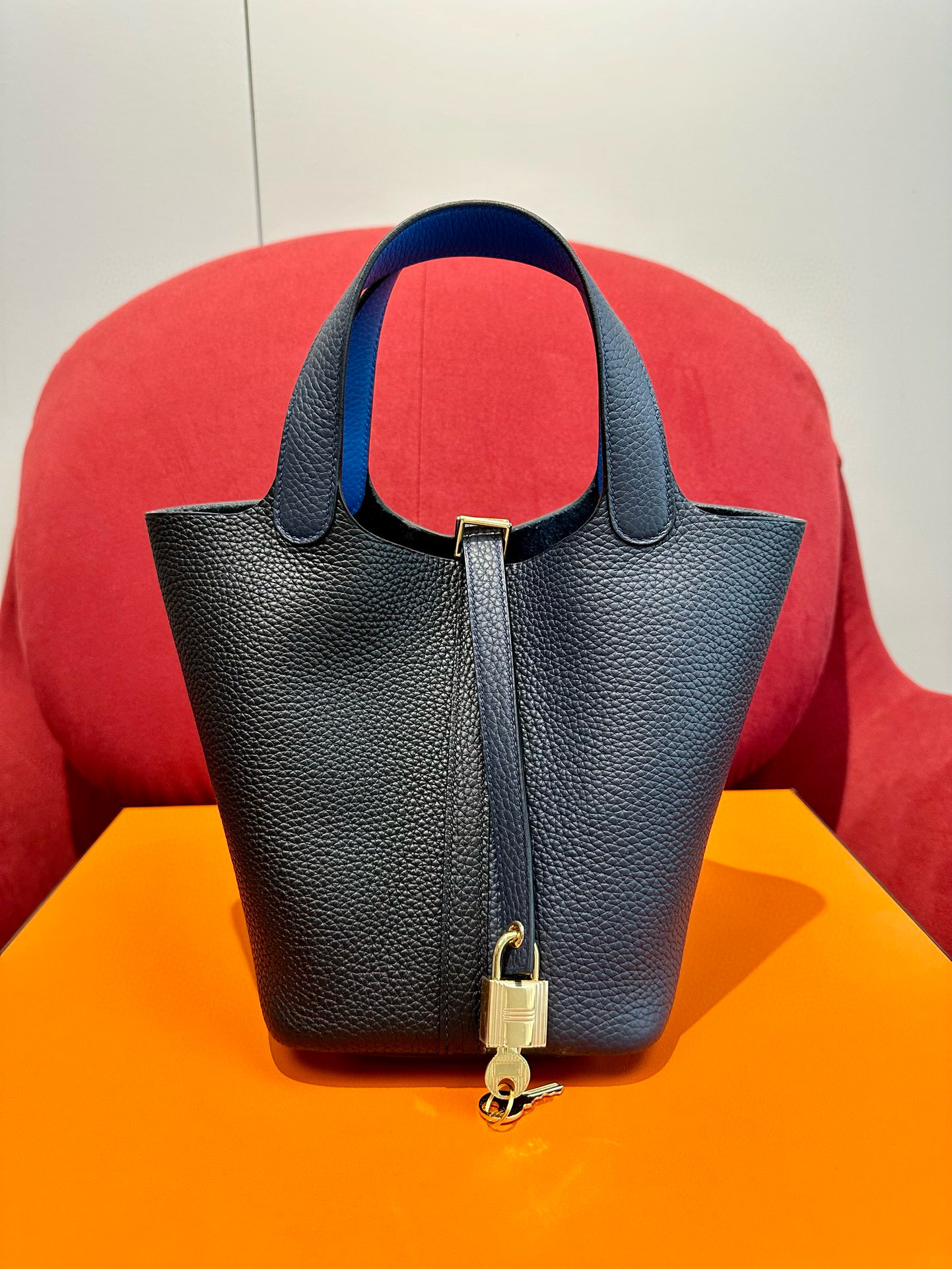 에르메스 Hermes Picotin lock 18cm clemence 89 Noir 2Z Blue Nuit 7T Blue electric/silver