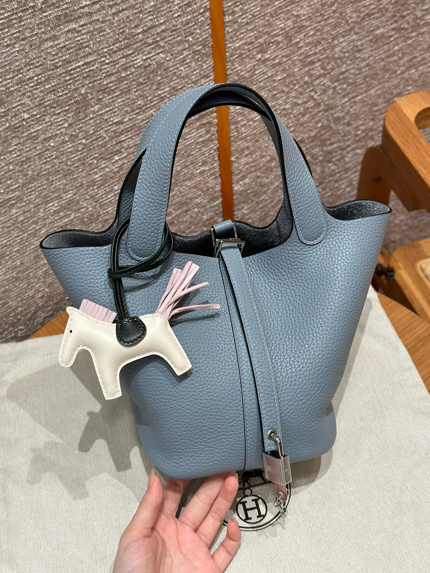 에르메스 Hermes Picotin lock 18cm clemence J7 Blue Lin/sliver