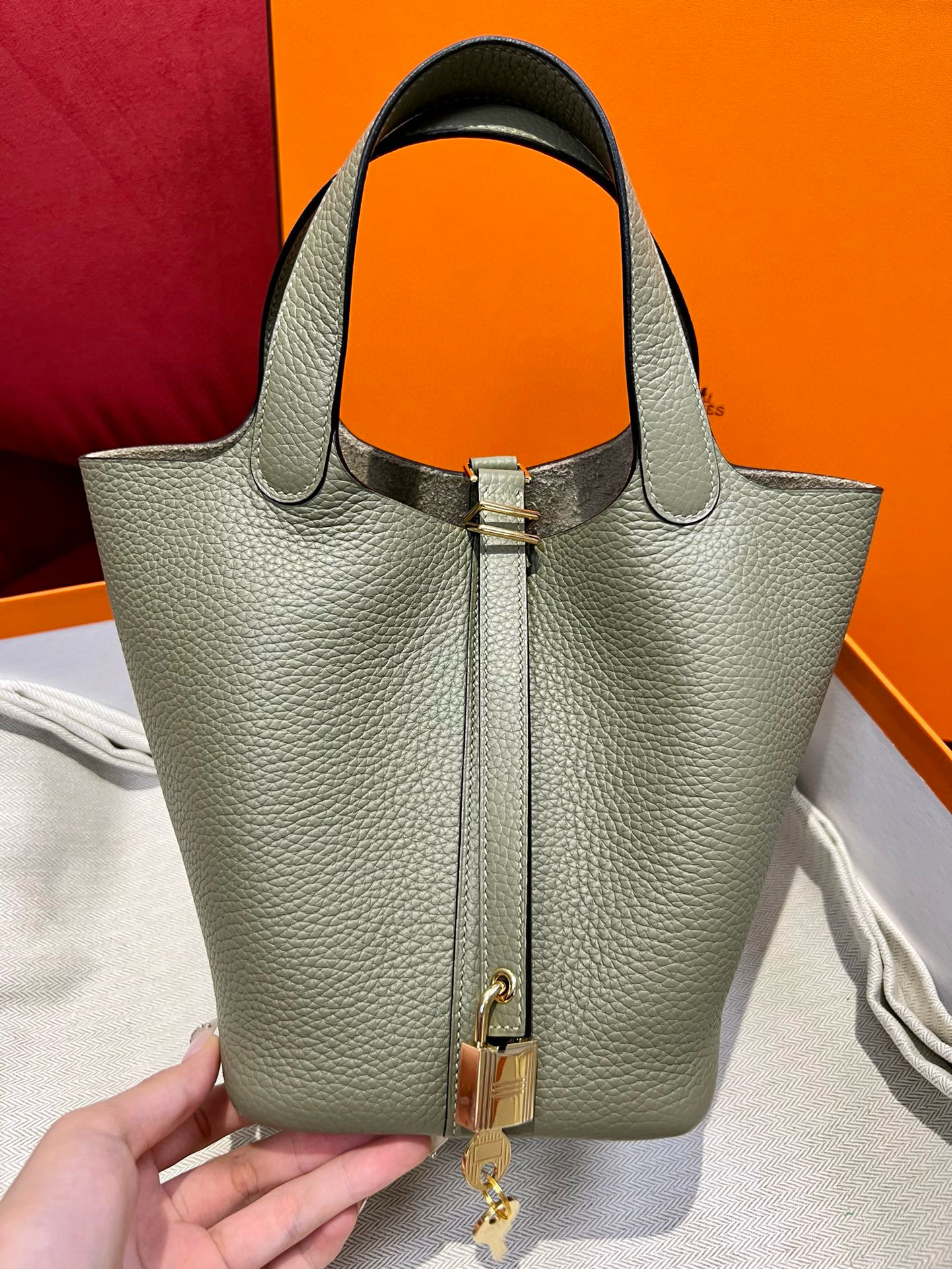 에르메스 Hermes Picotin lock 18cm clemence Q1 Sauge/gold
