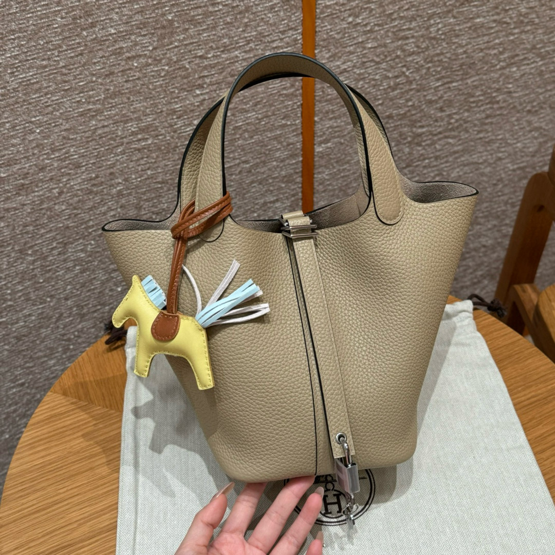 에르메스 Hermes Picotin lock 18cm clemence S2 Trench/silver