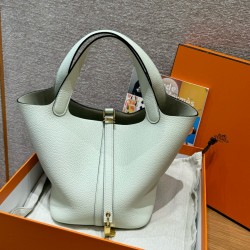 에르메스 Hermes Picotin lock 22cm clemence 0S Vert Fizz/gold