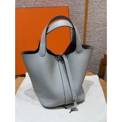 에르메스 Hermes Picotin lock 22cm clemence 4Z Gris Mouette/gold