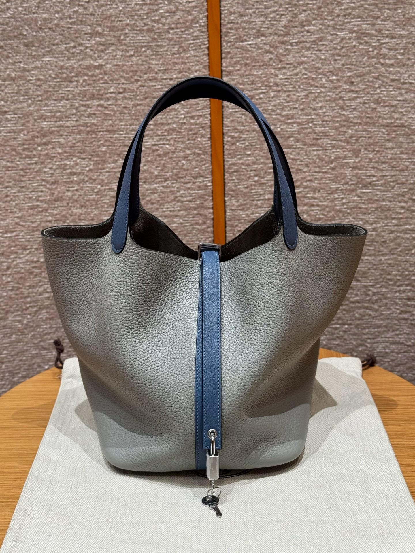 에르메스 Hermes Picotin lock 22cm clemence and Swift 4Z Girs Mouette R2 Blue Agate/silver
