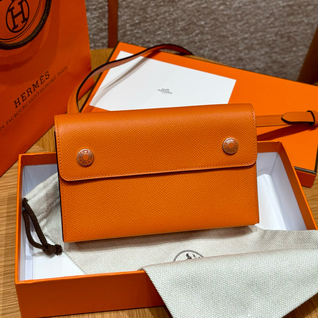 에르메스 Hermes Snap Wallet 18.5cm Epsom 93 Orange/silver