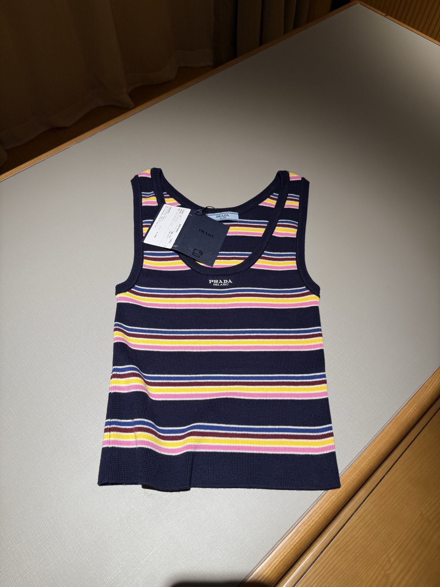 프라다 Prada 조끼