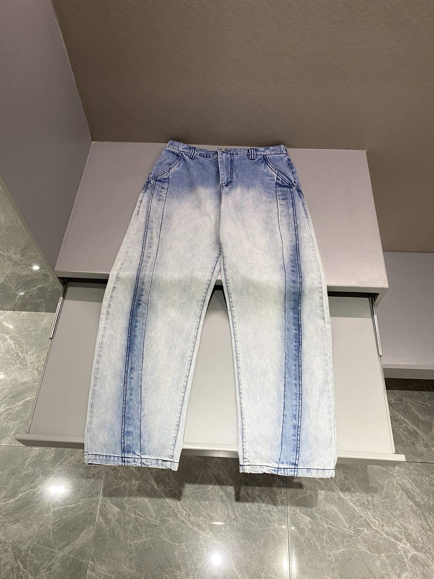 보테가베네타 Bottega Veneta 청바지