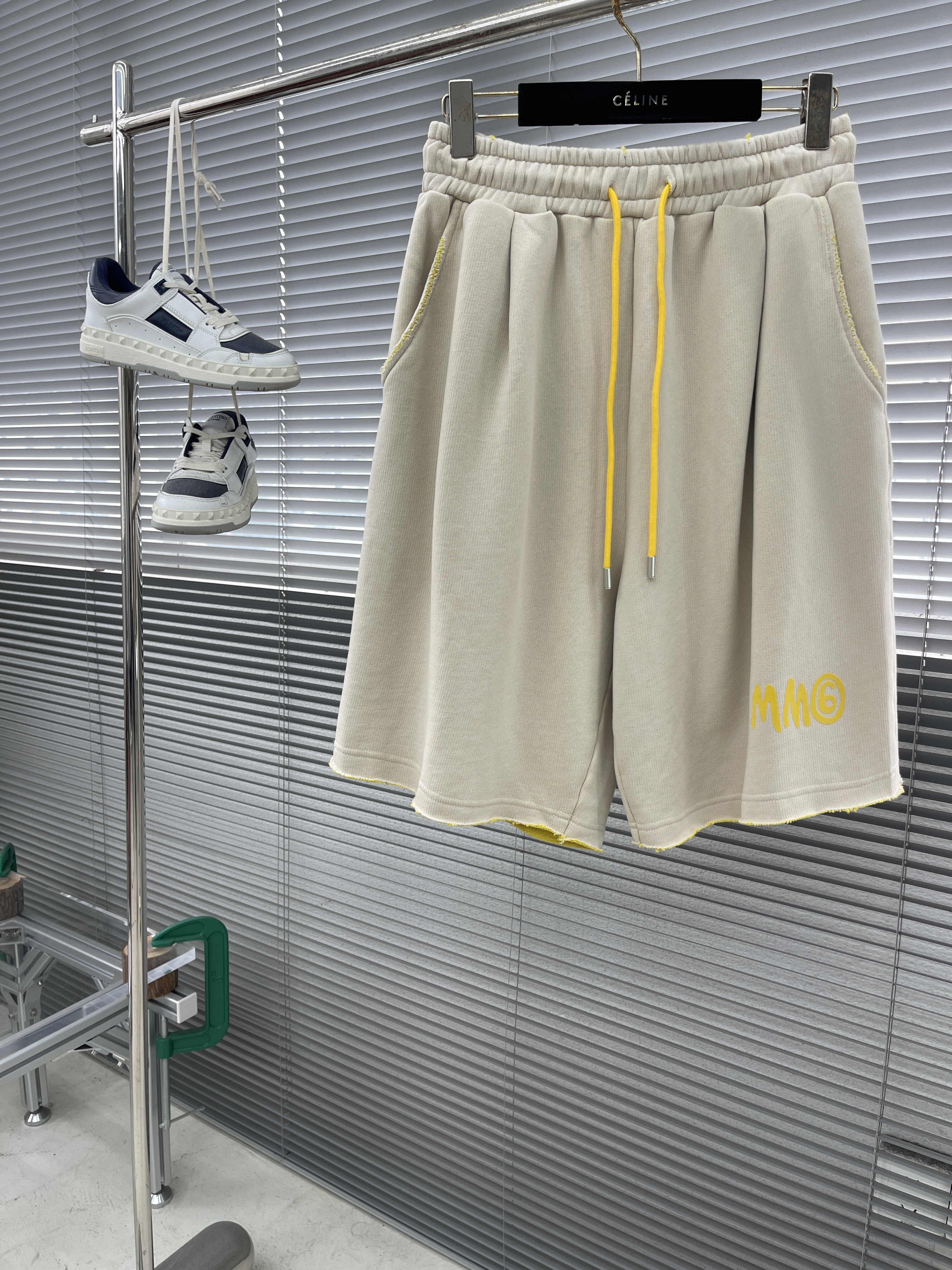 메종 마르지엘라 maison margiela 반바지