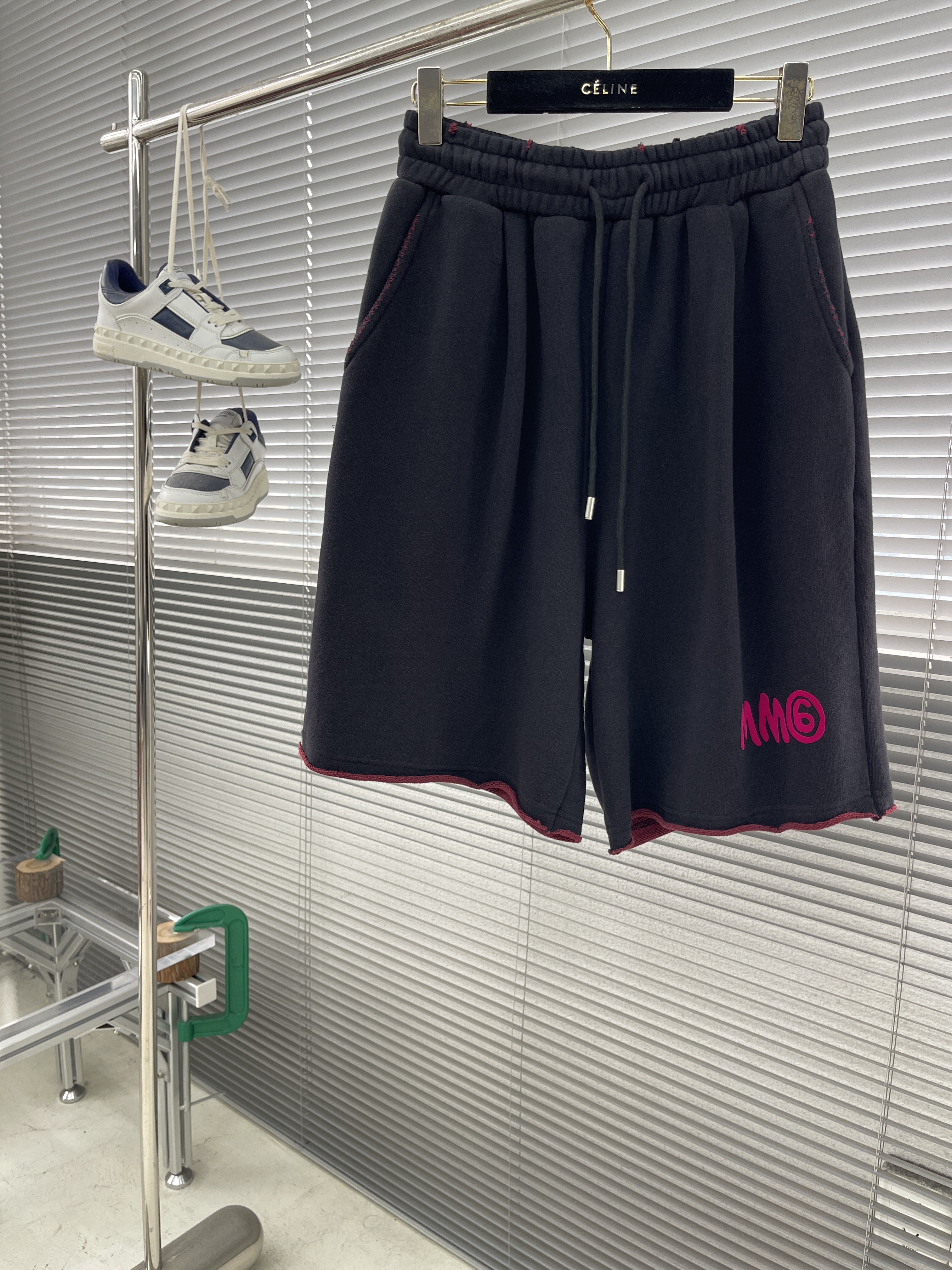 메종 마르지엘라 maison margiela 반바지