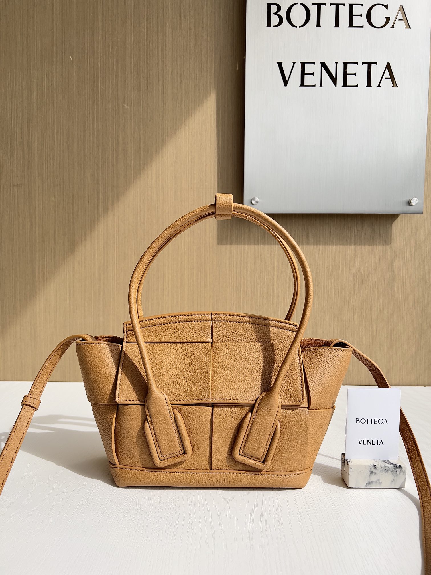 보테가베네타 Bottega Veneta 575943 Arco 20cm