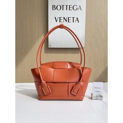 보테가베네타 Bottega Veneta 575943 Arco 33cm
