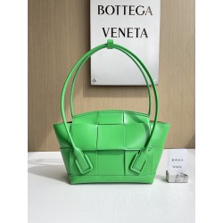 보테가베네타 Bottega Veneta 575943 Arco 33cm