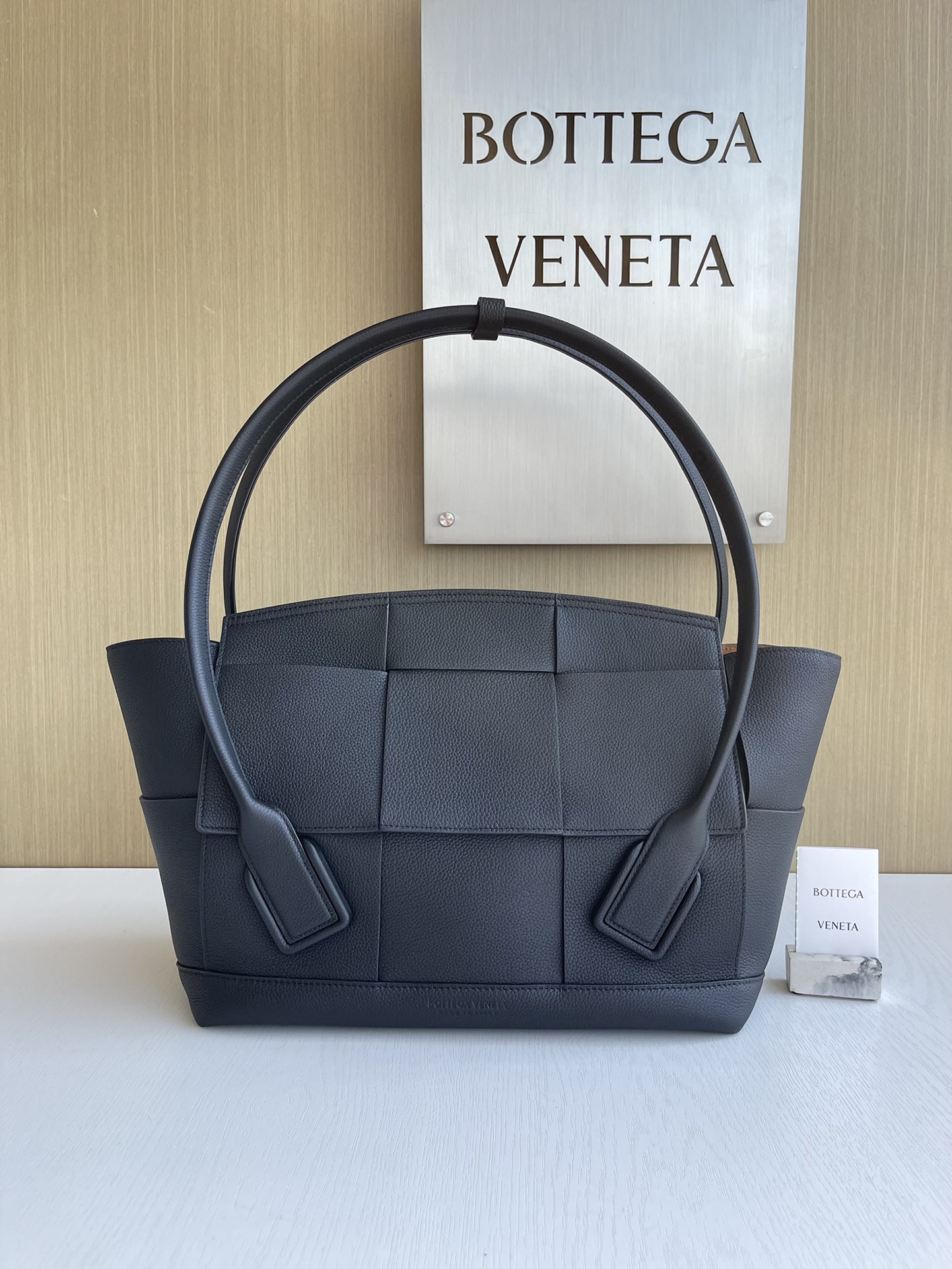 보테가베네타 Bottega Veneta 575943 Arco 48cm
