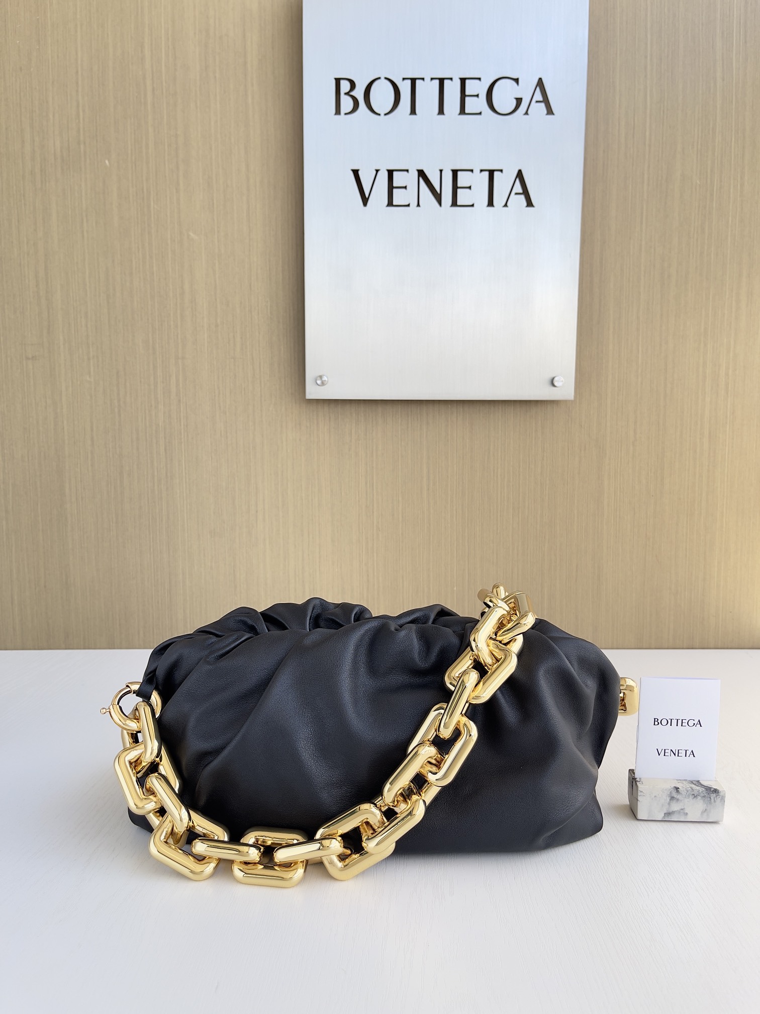 보테가베네타 Bottega Veneta 620230 Chain Pouch 31cm