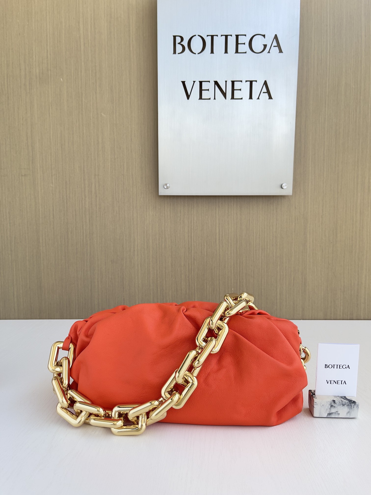 보테가베네타 Bottega Veneta 620230 Chain Pouch 31cm