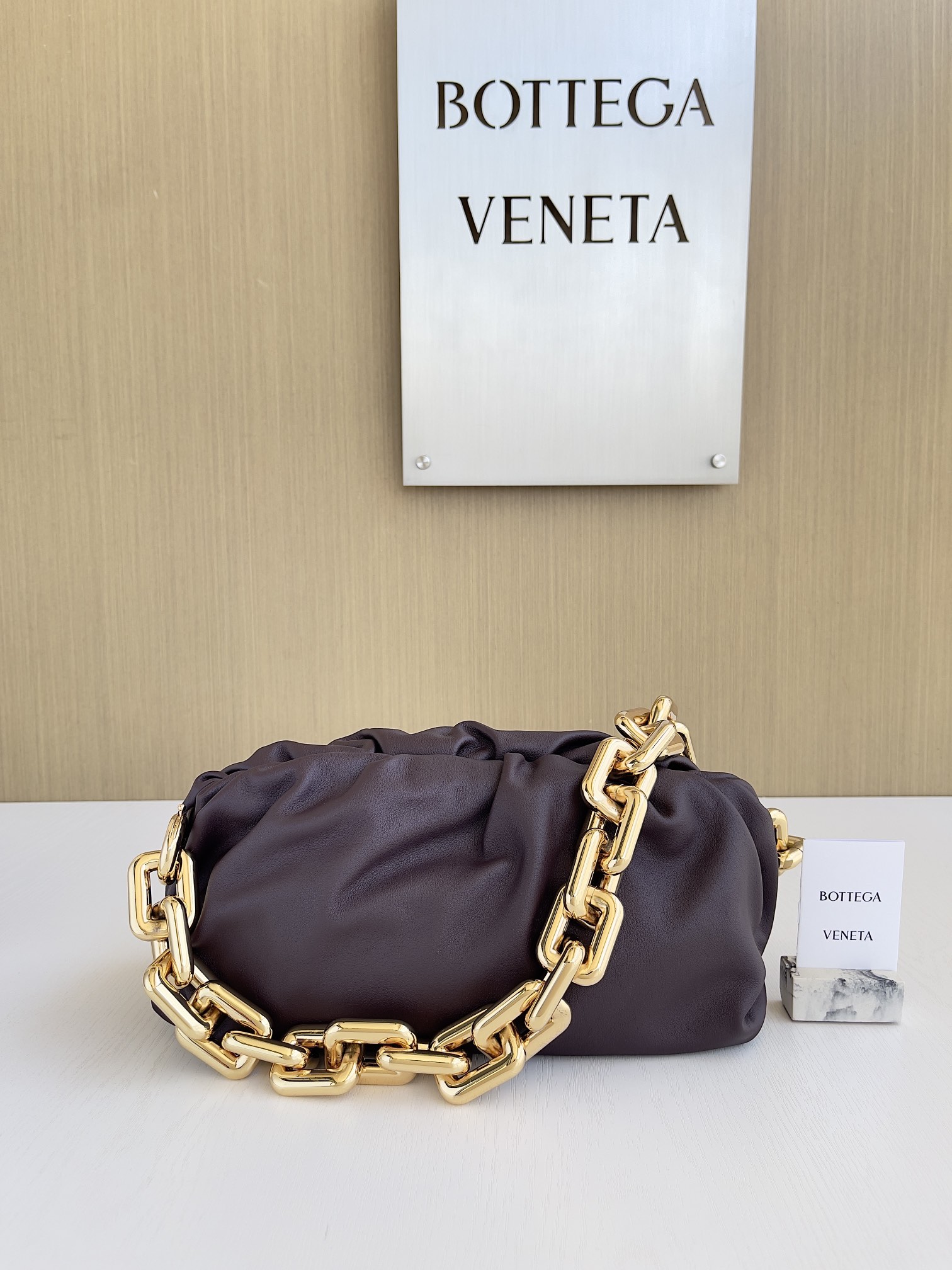보테가베네타 Bottega Veneta 620230 Chain Pouch 31cm