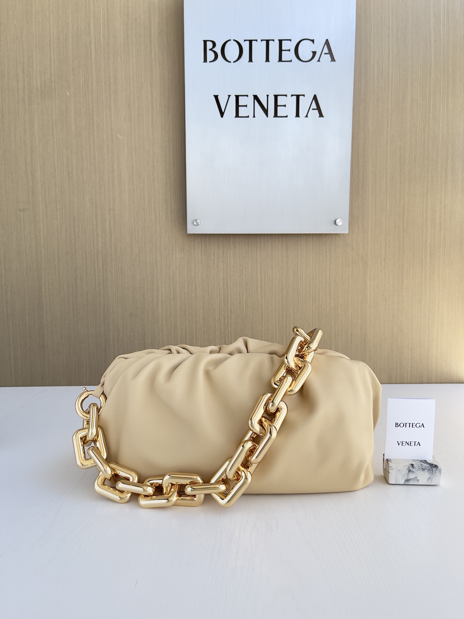 보테가베네타 Bottega Veneta 620230 Chain Pouch 31cm