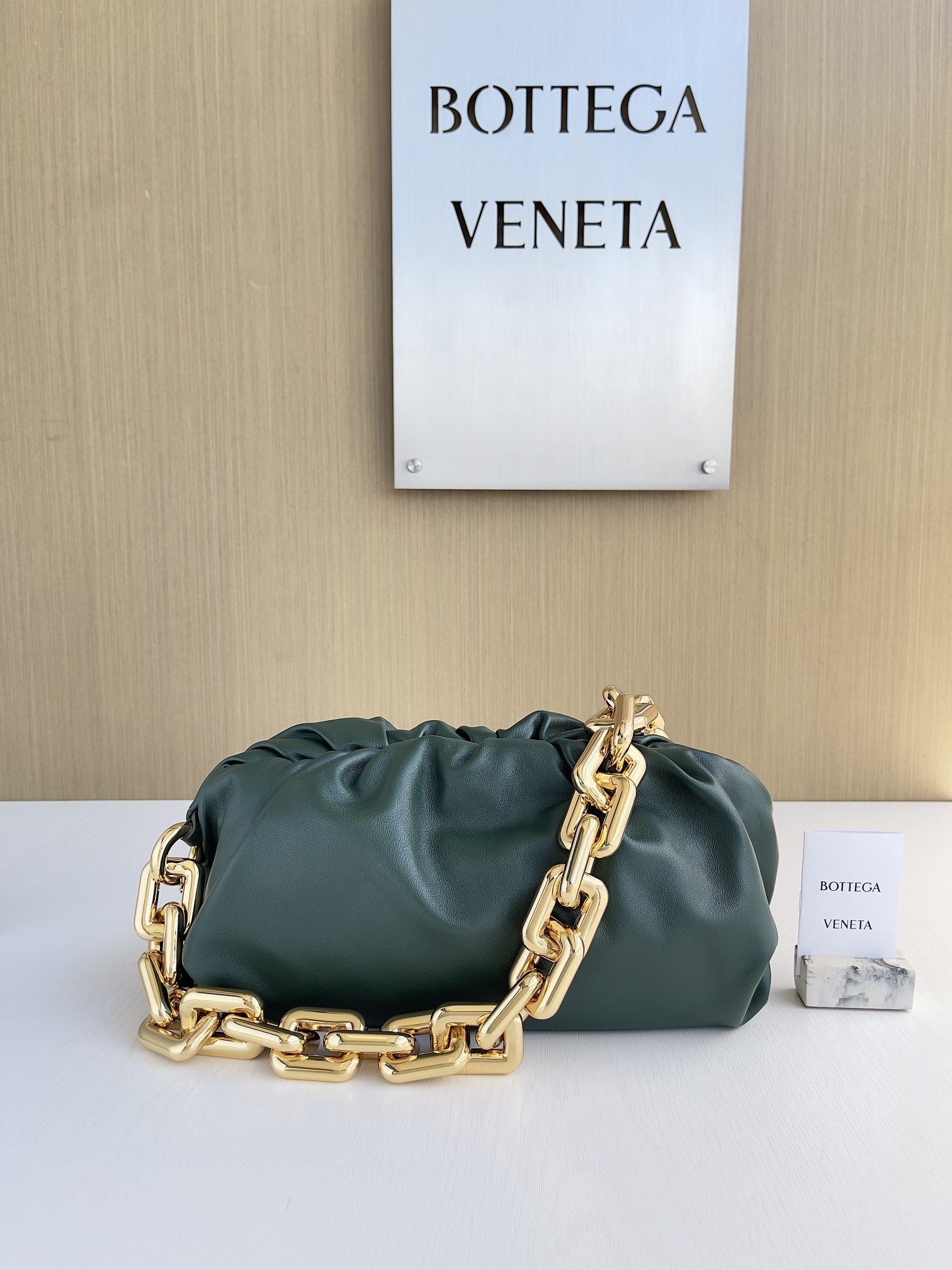 보테가베네타 Bottega Veneta 620230 Chain Pouch 31cm