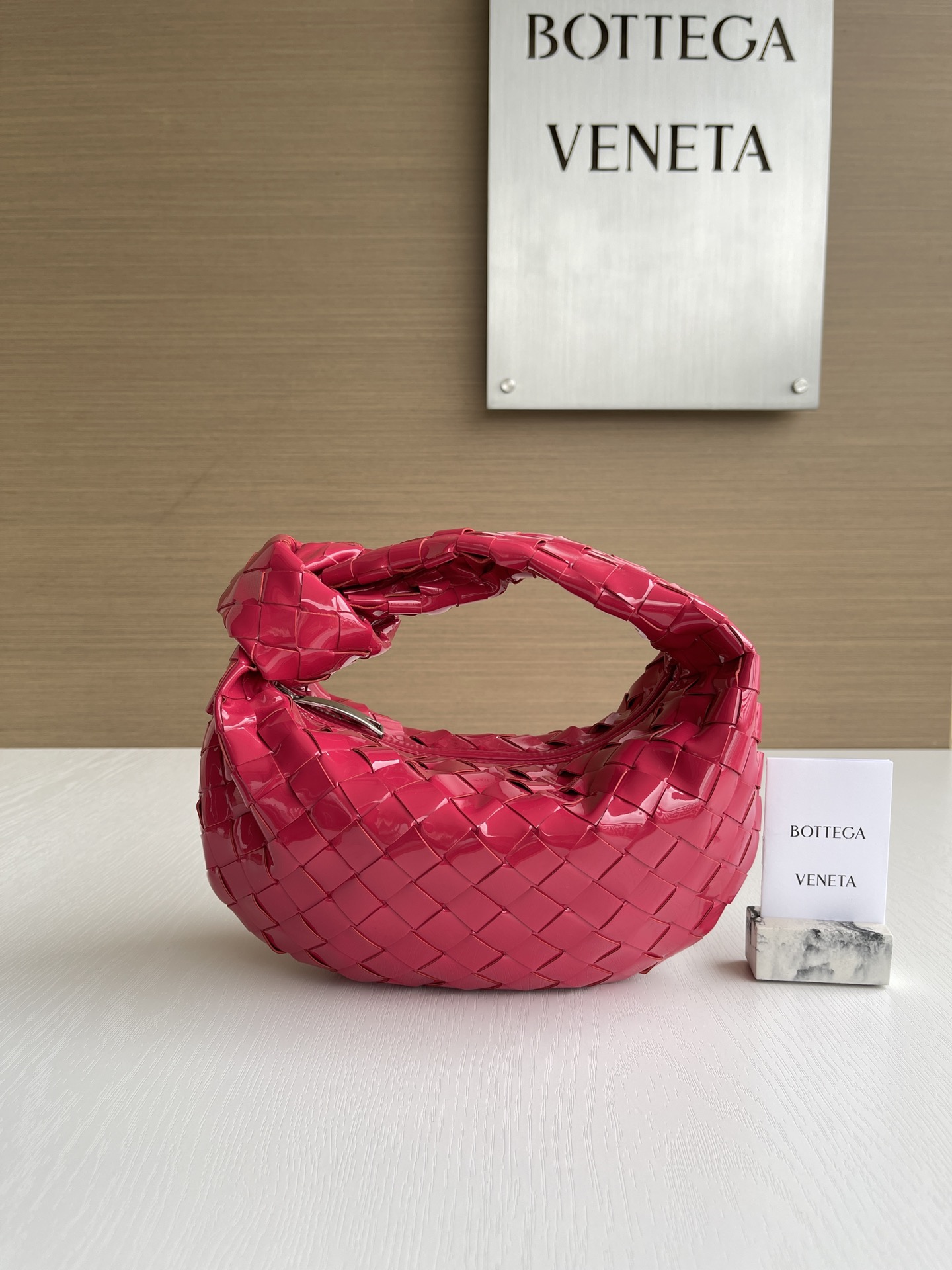 보테가베네타 Bottega Veneta 651876 Jodie 23cm