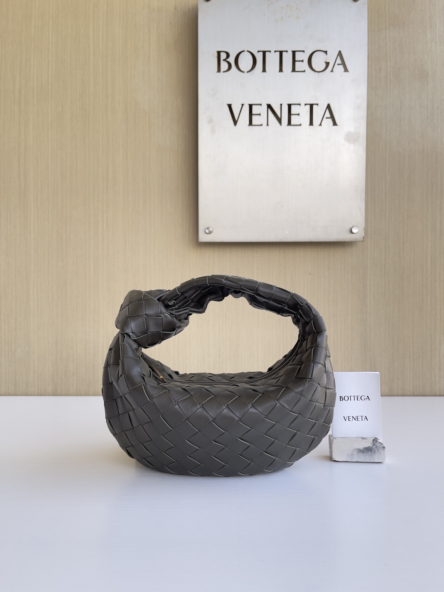 보테가베네타 Bottega Veneta 651876 Jodie 23cm