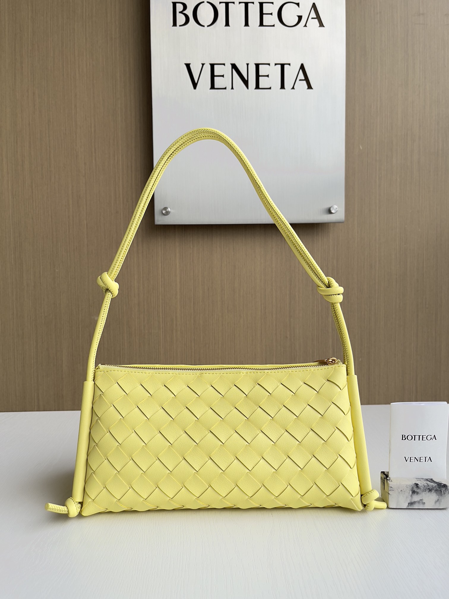 보테가베네타 Bottega Veneta 701025 숄더백 28cm