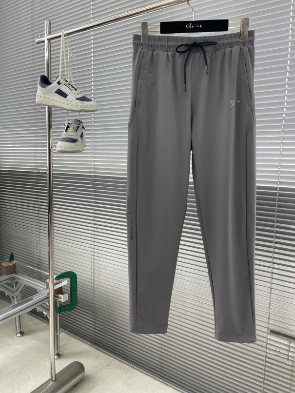 아크테릭스 ARC'TERYX 바지