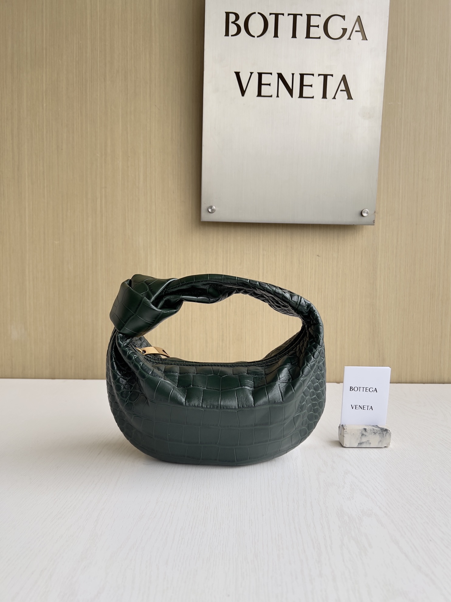 보테가베네타 Bottega Veneta 717709 Jodie 23cm