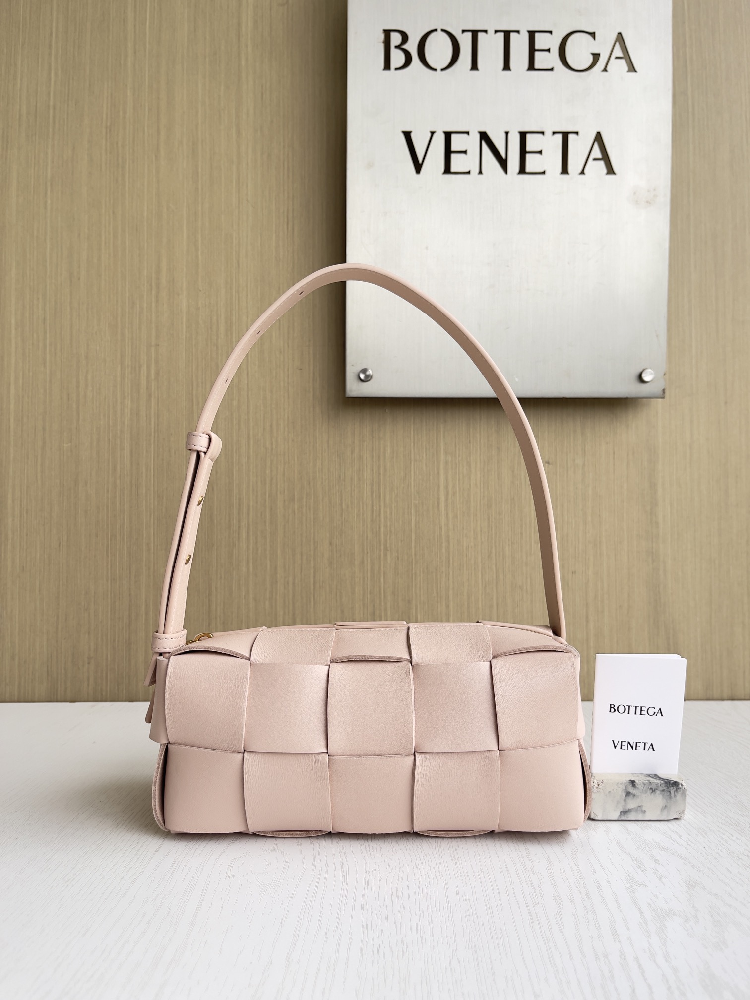 보테가베네타 Bottega Veneta 729166 Cassette 24cm