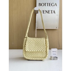 보테가베네타 Bottega Veneta 762711 MINI Cobble 19cm