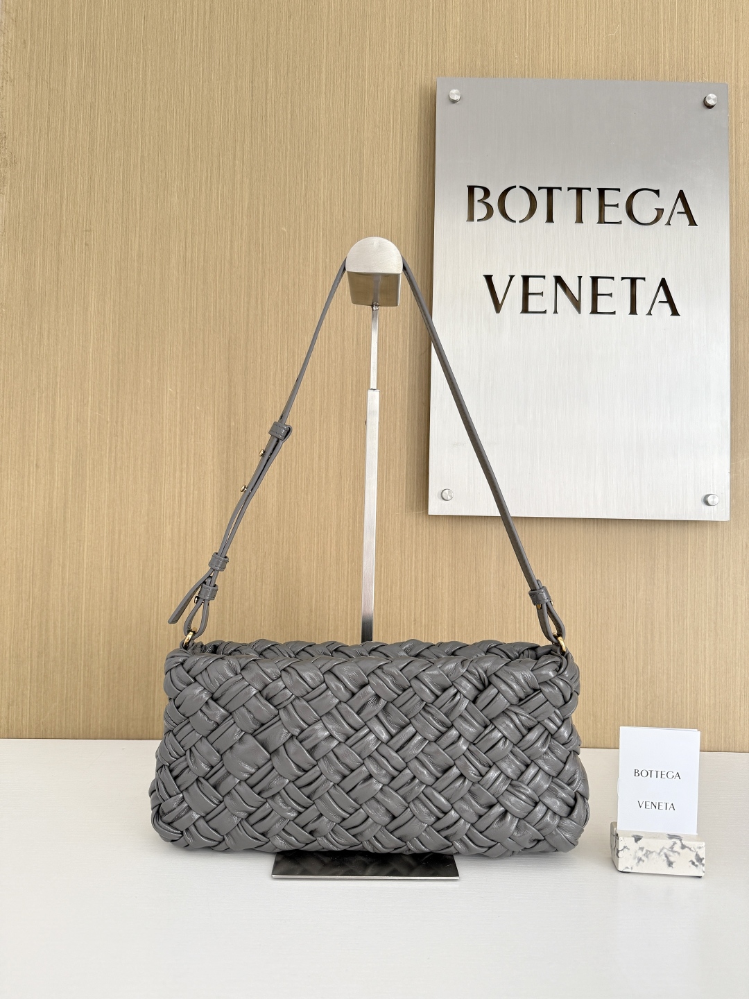 보테가베네타 Bottega Veneta 785780 Kalimero cha-cha 28.5cm
