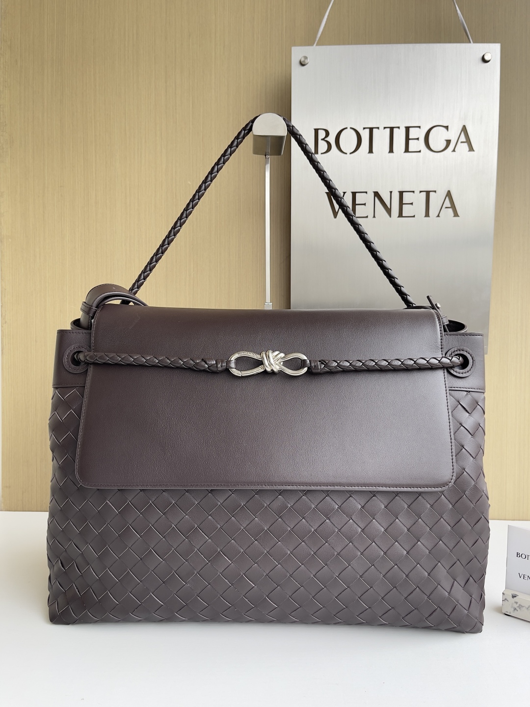 보테가베네타 Bottega Veneta 805969 Andiamo 숄더백 43cm
