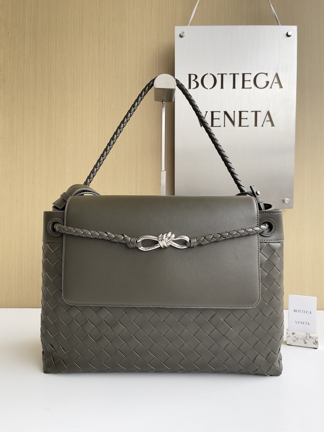 보테가베네타 Bottega Veneta 807715 Andiamo 37cm
