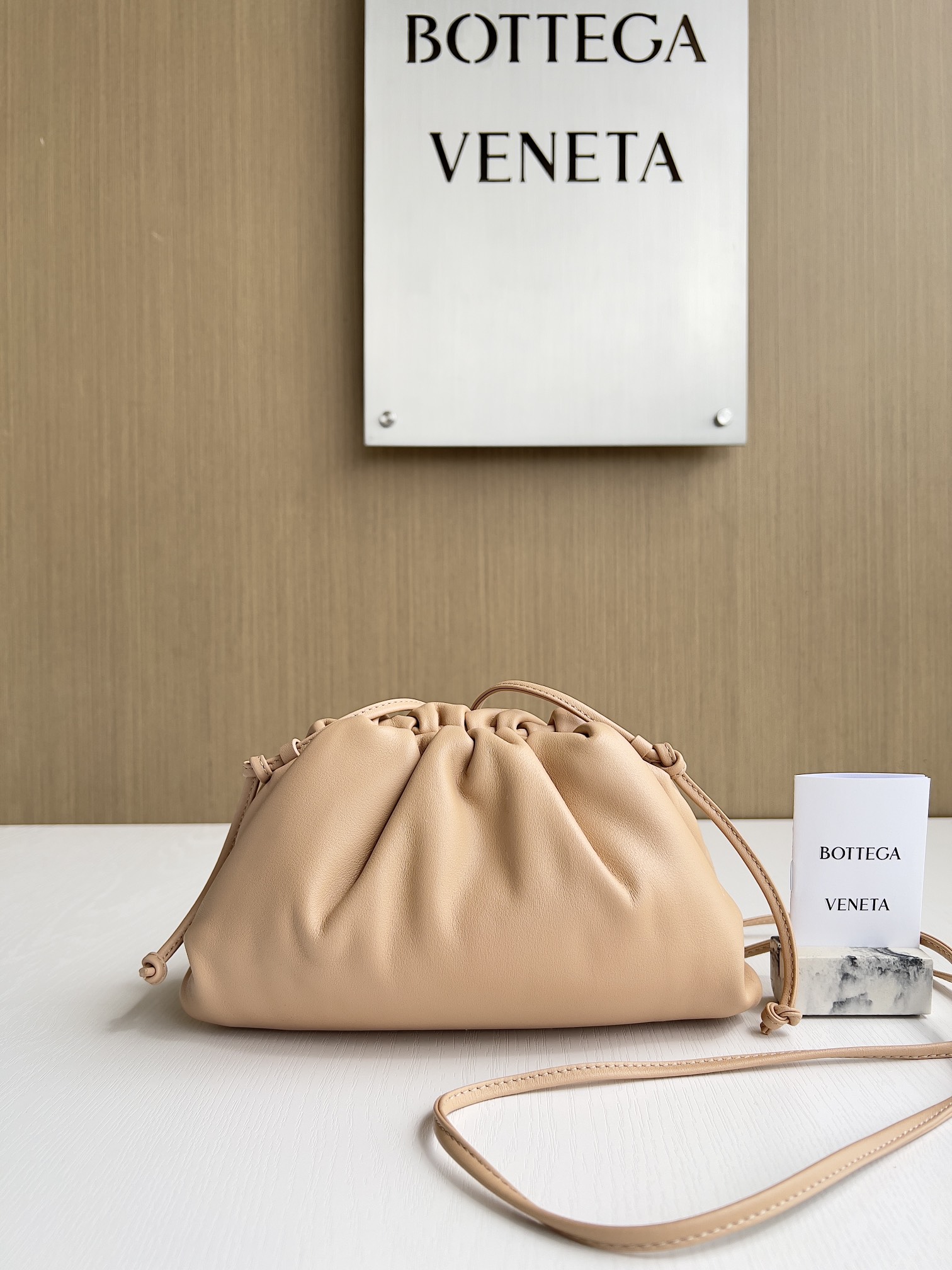 보테가베네타 Bottega Veneta 7003 Pouch 22CM