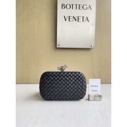 보테가베네타 Bottega Veneta 717622 The Knot 20.5CM