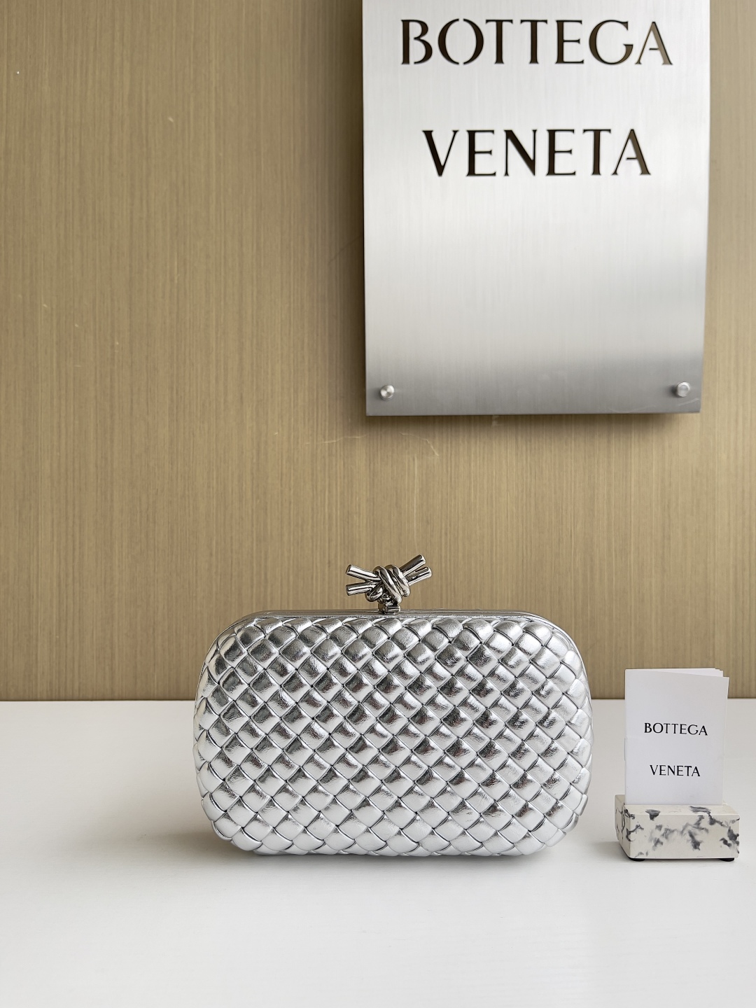 보테가베네타 Bottega Veneta 717622 The Knot 20.5CM