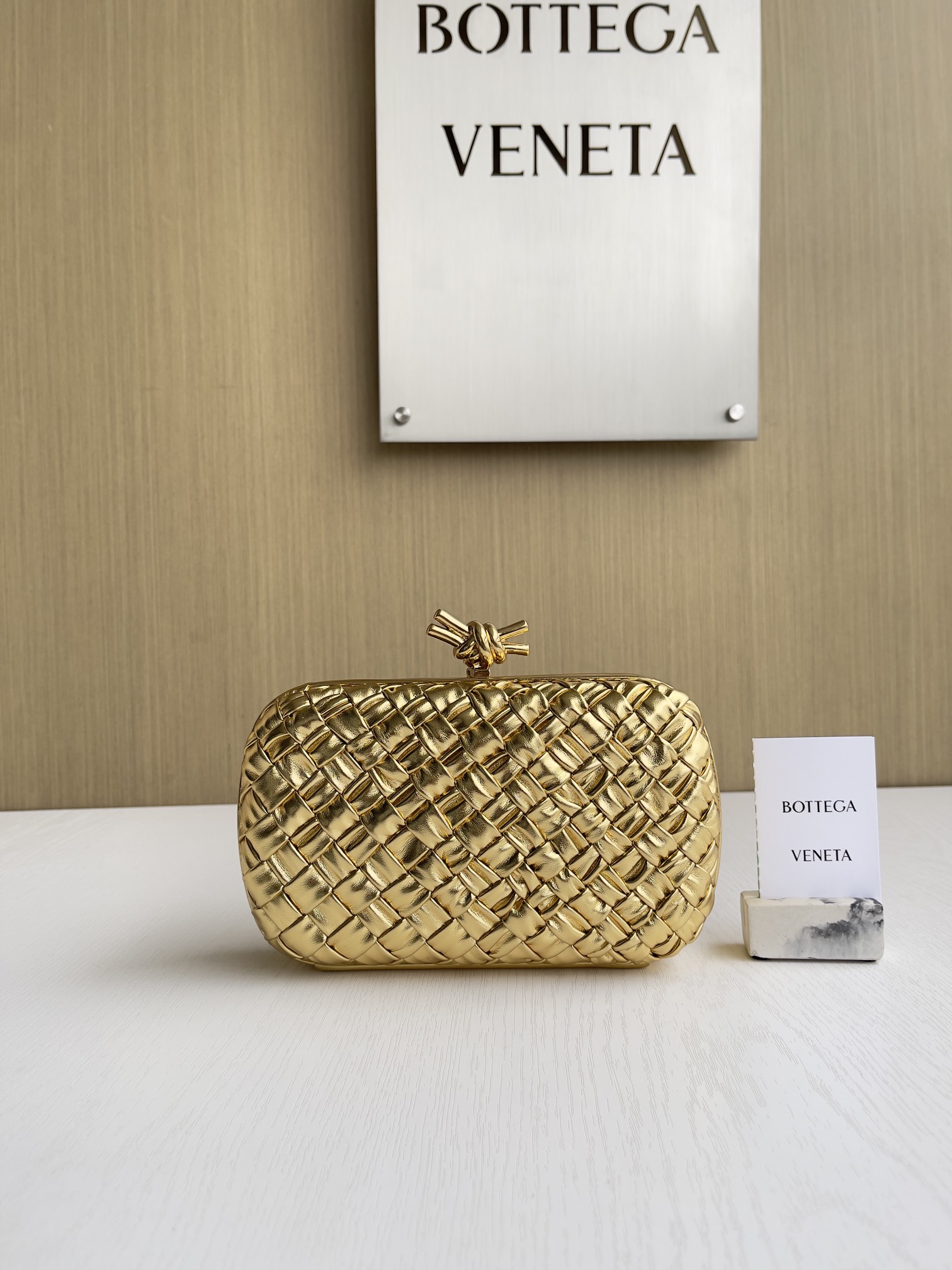 보테가베네타 Bottega Veneta 717622 The Knot 20.5CM