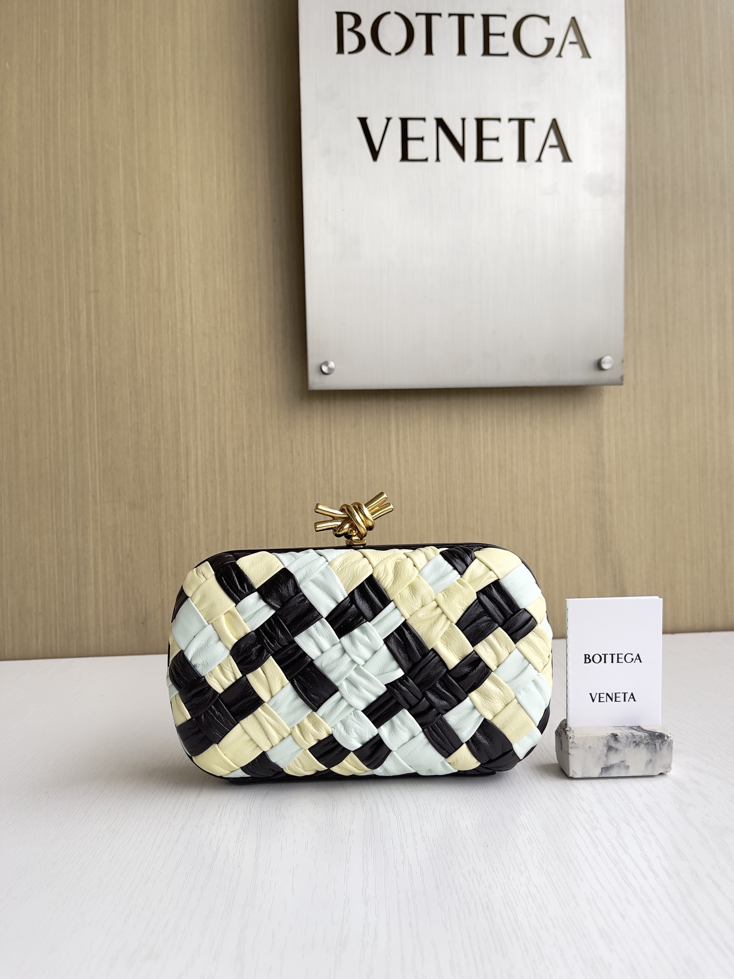 보테가베네타 Bottega Veneta 717622 The Knot 20.5CM