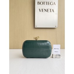 보테가베네타 Bottega Veneta 737205 The Knot 20.5CM