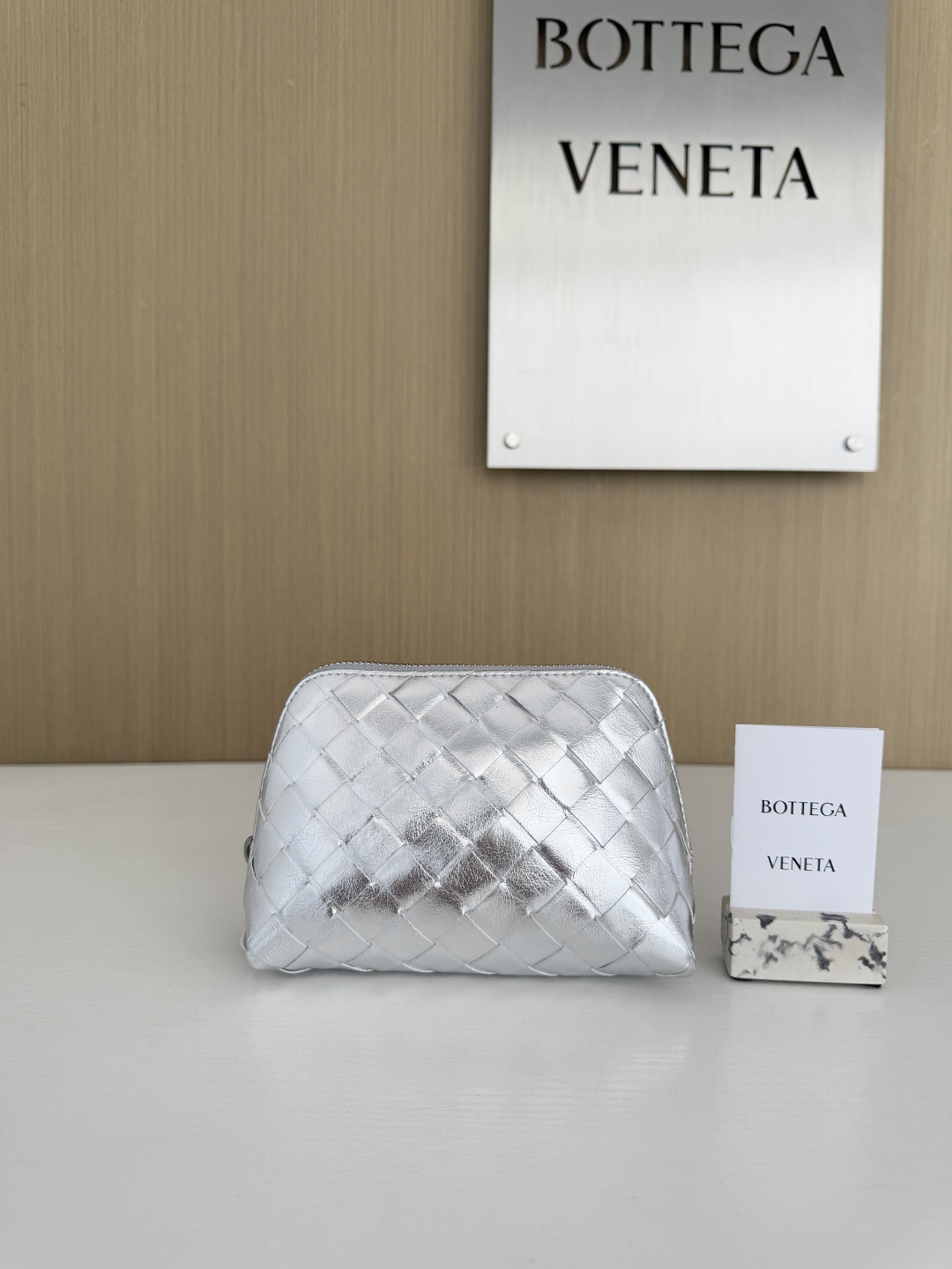 보테가베네타 Bottega Veneta 764044 클러치 16.5CM