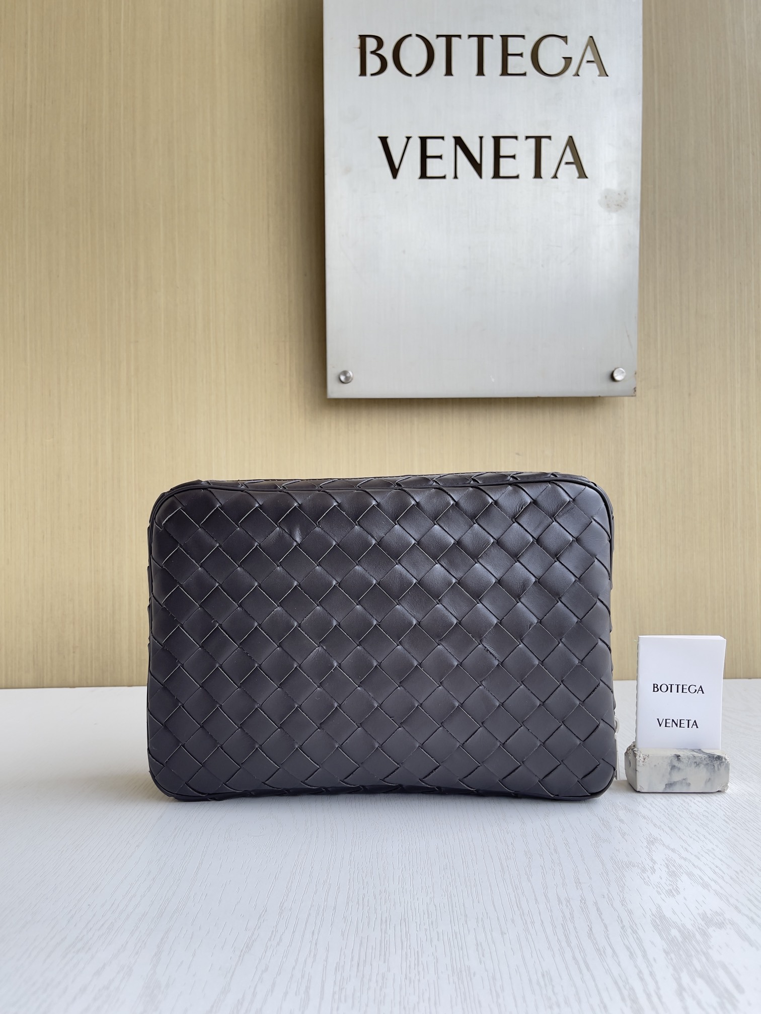 보테가베네타 Bottega Veneta 765804 클러치 26CM