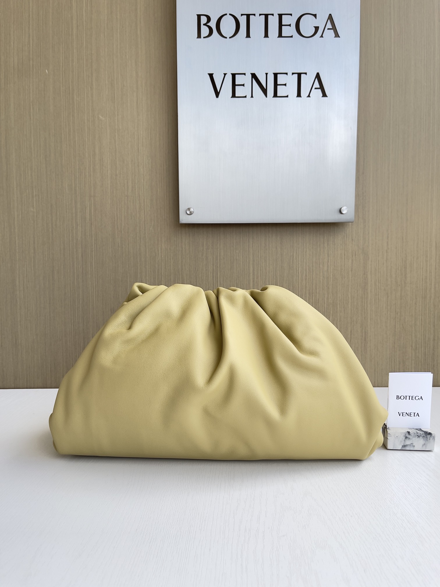 보테가베네타 Bottega Veneta Pouch 클러치 38CM