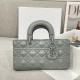 디올 Dior Lady D-Joy bag 미디엄 26cm M0540O