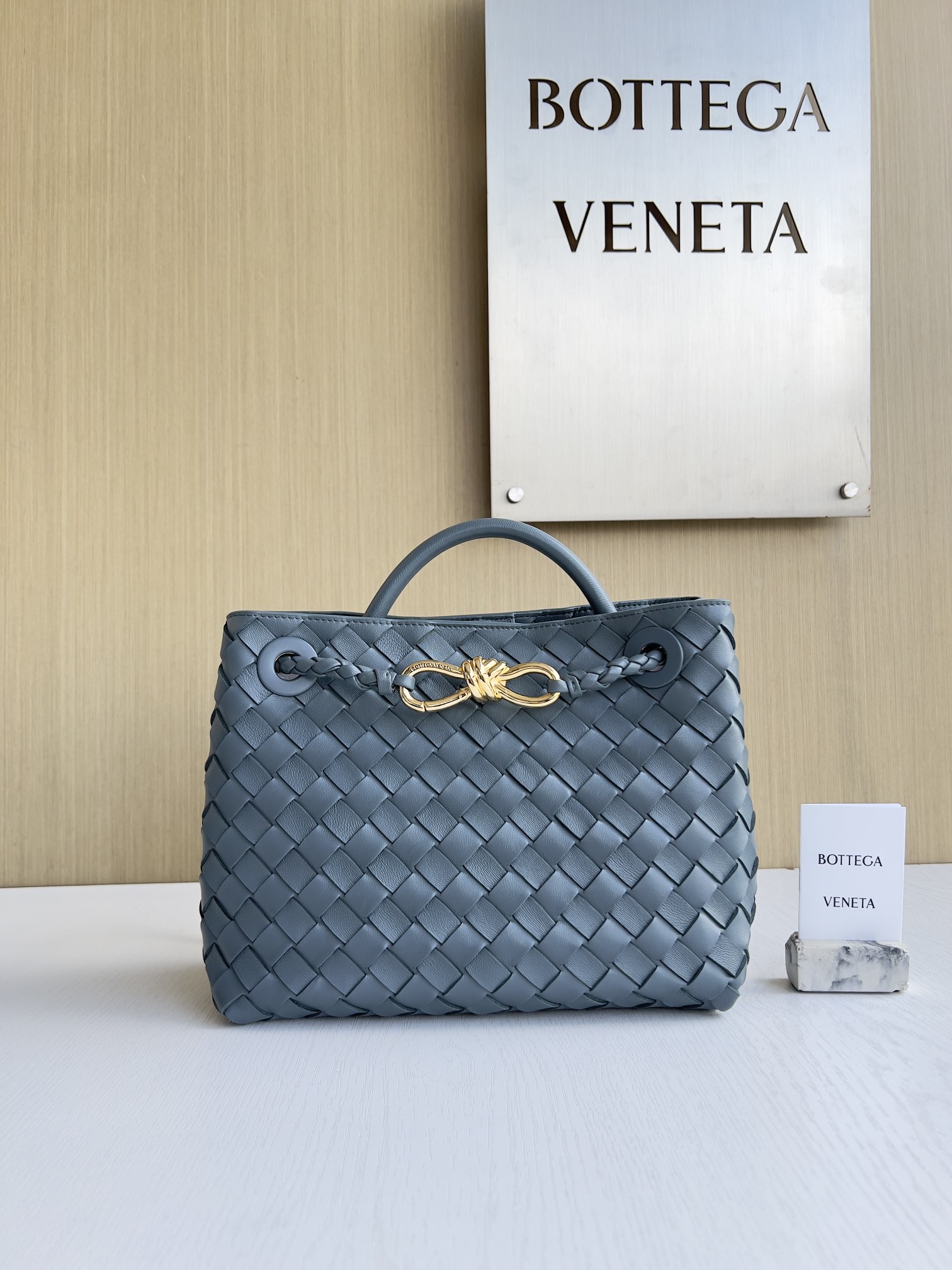 보테가 베네타 Bottega Veneta 743568 Andiamo 25cm