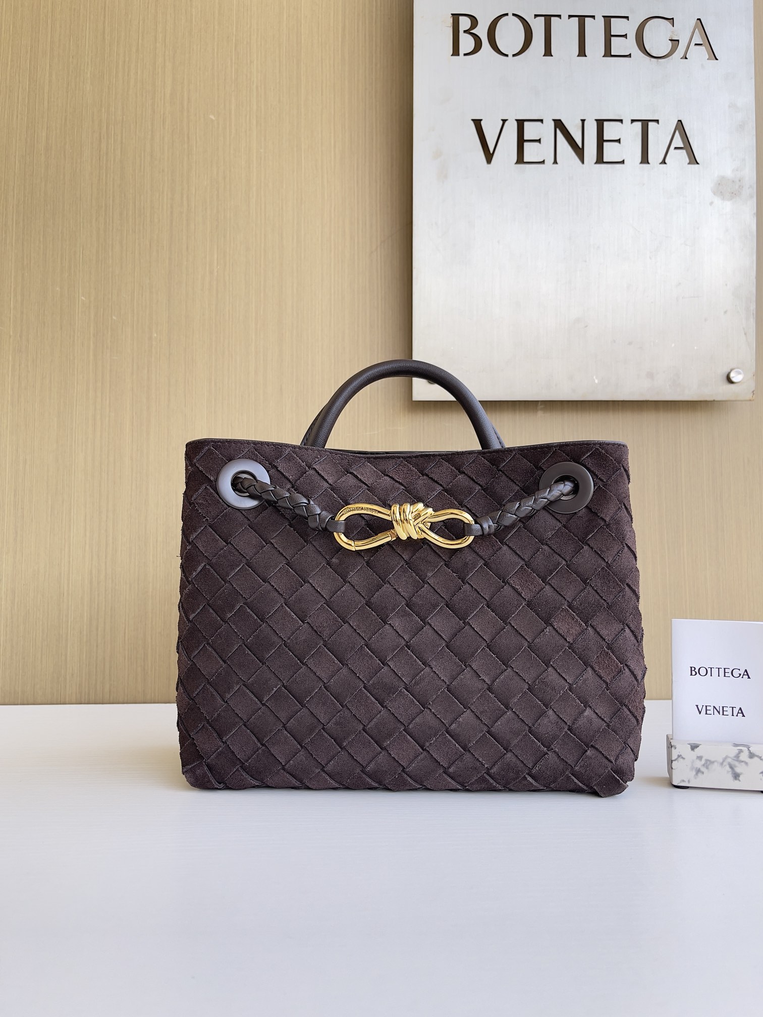 보테가 베네타 Bottega Veneta 743568 Andiamo 25cm