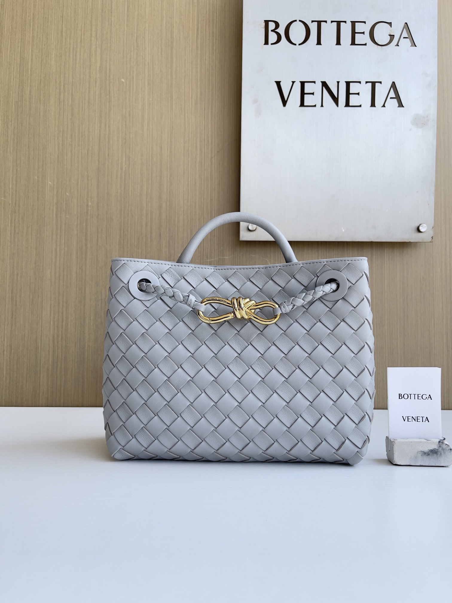 보테가 베네타 Bottega Veneta 743568 Andiamo 25cm