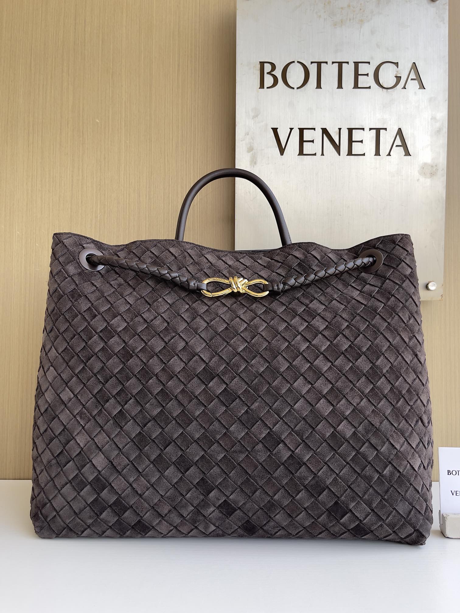 보테가 베네타 Bottega Veneta 743575 Andiamo 45cm