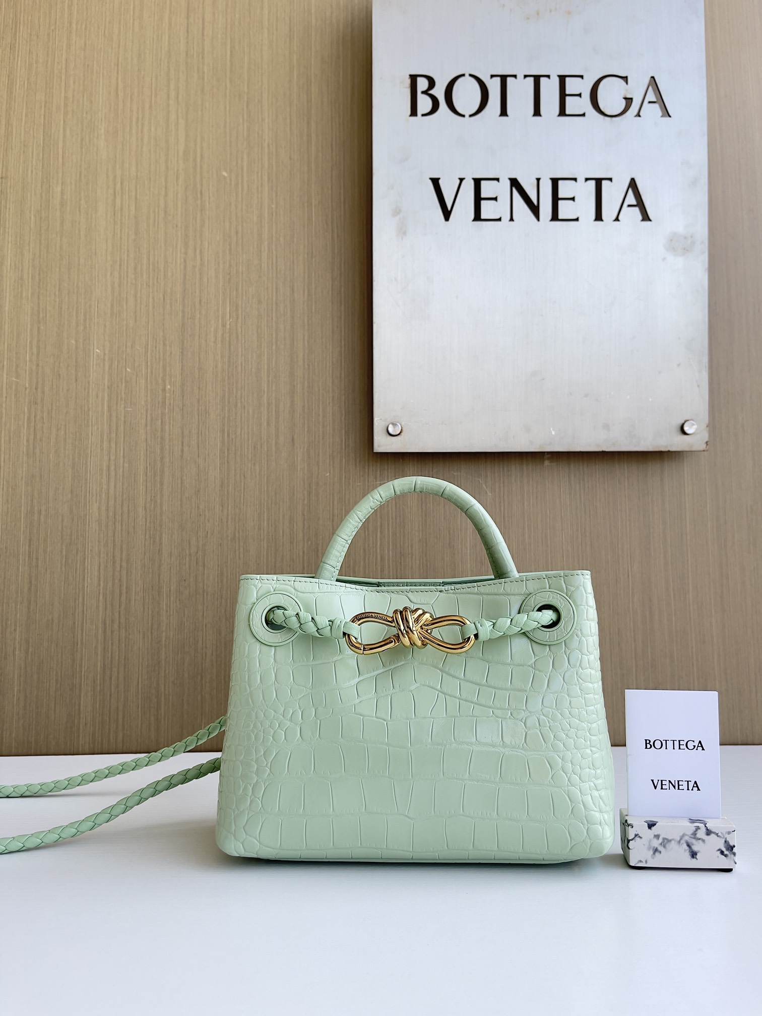 보테가 베네타 Bottega Veneta 773733 Andiamo 22cm