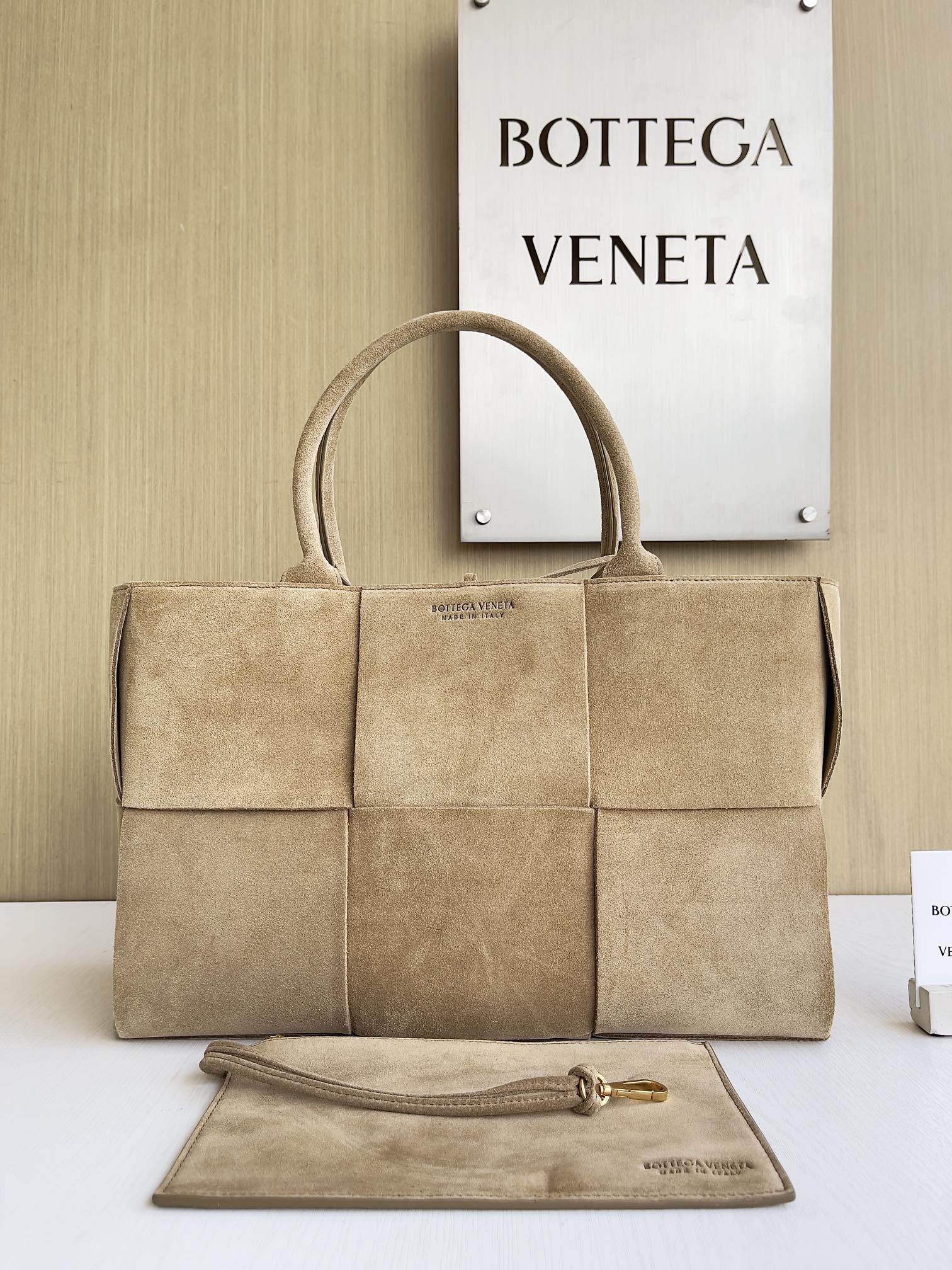 보테가 베네타 Bottega Veneta 609175 Arco Tote 41cm
